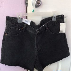 High waisted black denim cutoff shorts